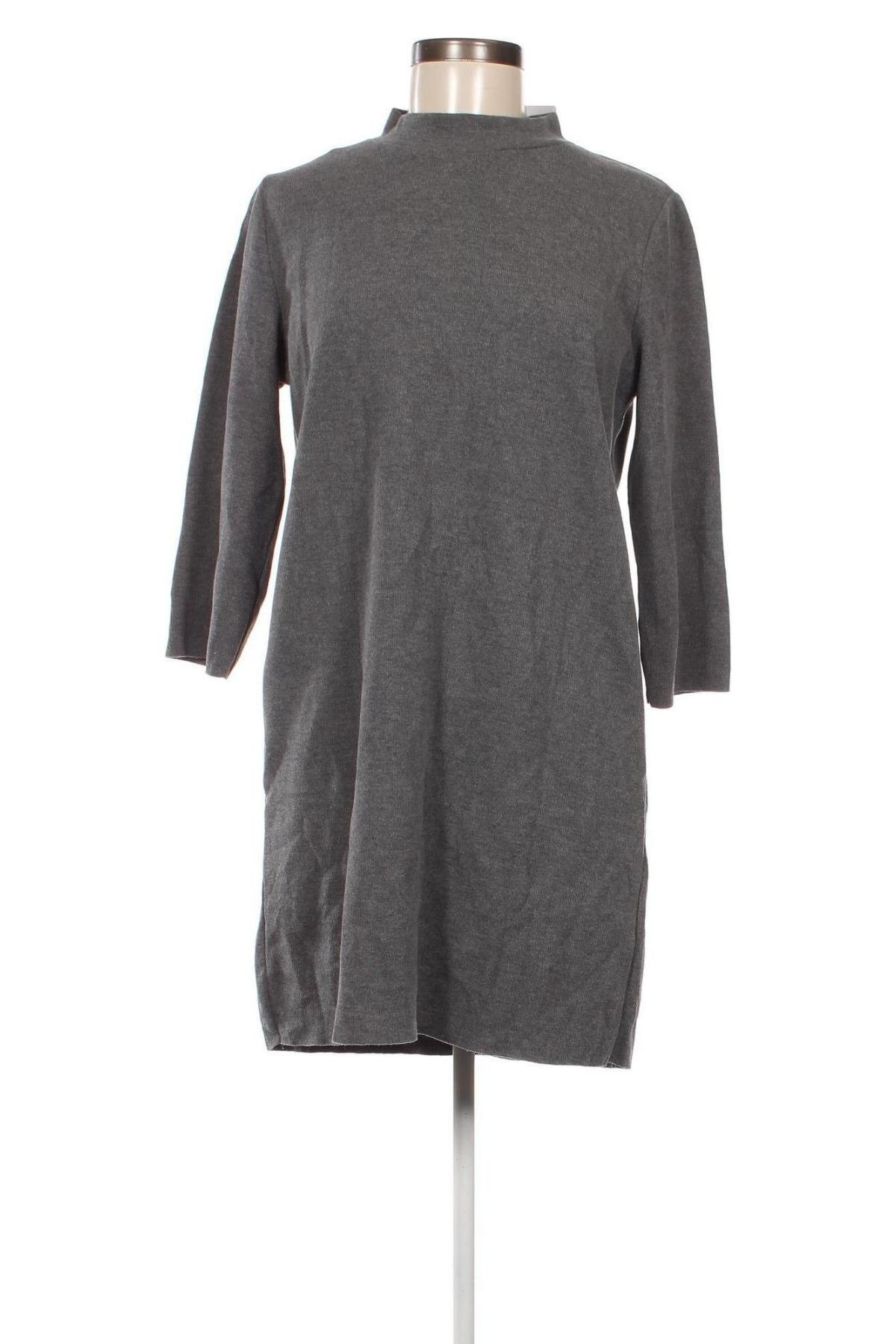 Šaty  Pull&Bear, Veľkosť L, Farba Sivá, Cena  3,62 €