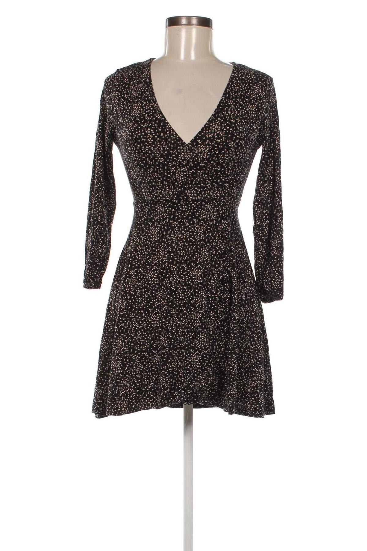 Φόρεμα Pull&Bear, Μέγεθος S, Χρώμα Μαύρο, Τιμή 15,03 €