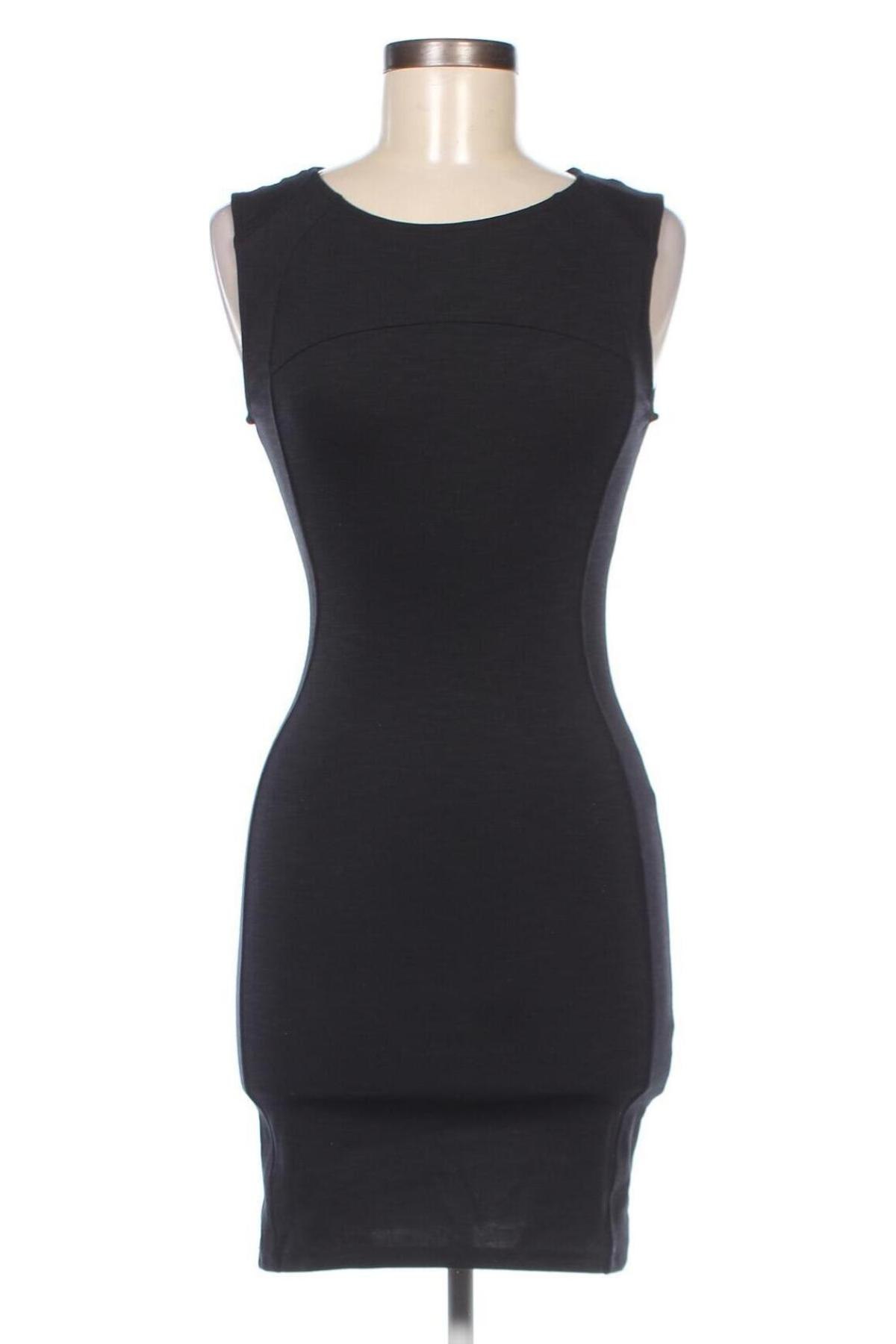 Kleid Pull&Bear, Größe M, Farbe Schwarz, Preis 7,87 €