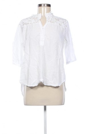 Γυναικεία μπλούζα Fashion Highlight, Μέγεθος M, Χρώμα Λευκό, Τιμή 10,00 €