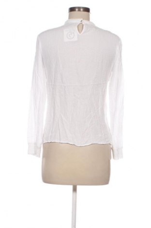 Damen Shirt Fransa, Größe S, Farbe Weiß, Preis 23,99 €