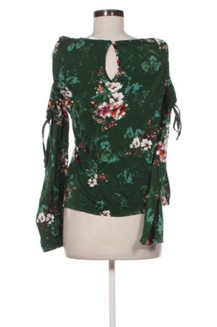 Dámská halenka H&M, Velikost M, Barva Vícebarevné, Cena  139,00 Kč