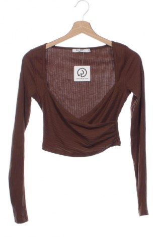 Damen Shirt NA-KD, Größe XS, Farbe Braun, Preis 9,99 €