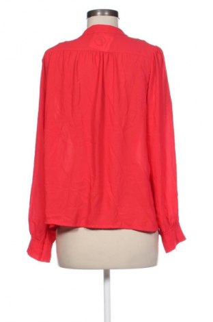 Damen Shirt NEW COLLECTION, Größe M, Farbe Rot, Preis 23,99 €