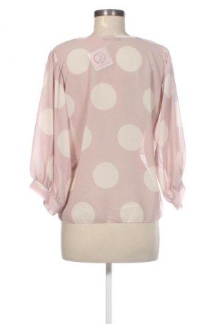 Damen Shirt NEW COLLECTION, Größe M, Farbe Mehrfarbig, Preis 23,99 €