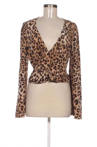 Damen Shirt Nly Trend, Größe M, Farbe Mehrfarbig, Preis 13,99 €