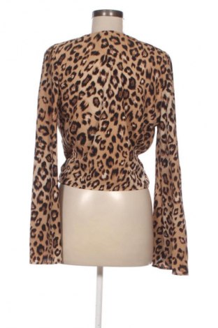 Damen Shirt Nly Trend, Größe M, Farbe Mehrfarbig, Preis 13,99 €