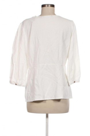 Damen Shirt Vero Moda, Größe XL, Farbe Weiß, Preis 13,30 €
