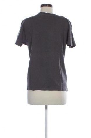 Γυναικείο t-shirt Pull&Bear, Μέγεθος M, Χρώμα Πολύχρωμο, Τιμή 9,00 €