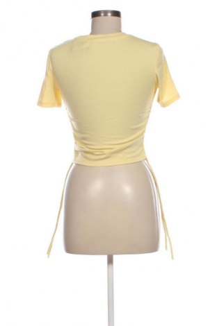 Damski T-shirt Zara, Rozmiar M, Kolor Żółty, Cena 36,99 zł