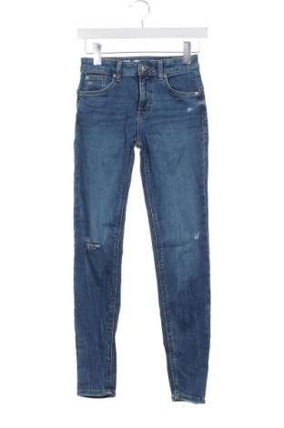 Damen Jeans Bershka, Größe XS, Farbe Blau, Preis 8,99 €