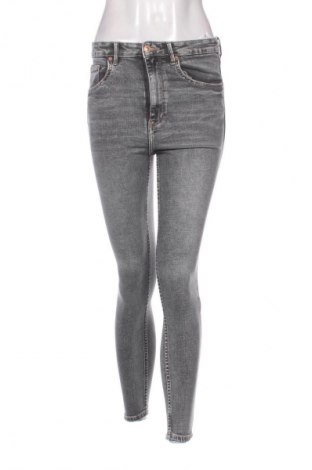 Damen Jeans Bershka, Größe S, Farbe Grau, Preis € 13,05