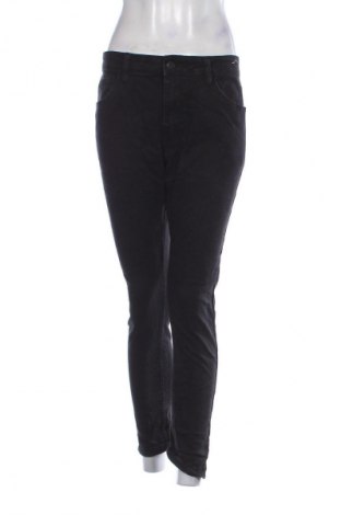 Blugi de femei Bershka, Mărime L, Culoare Negru, Preț 94,99 Lei