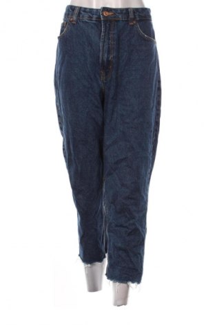 Blugi de femei Bershka, Mărime L, Culoare Albastru, Preț 94,99 Lei
