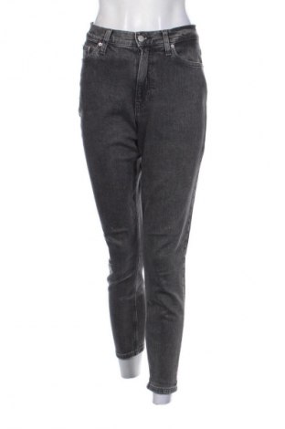 Damskie jeansy Calvin Klein Jeans, Rozmiar S, Kolor Szary, Cena 156,00 zł