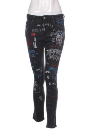 Blugi de femei Diesel, Mărime M, Culoare Multicolor, Preț 329,08 Lei
