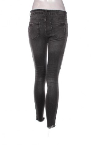 Damskie jeansy Fb Sister, Rozmiar S, Kolor Szary, Cena 38,99 zł
