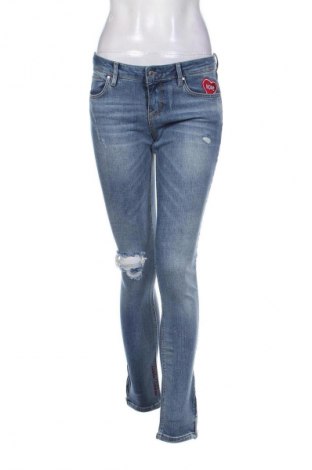 Damskie jeansy Guess, Rozmiar M, Kolor Niebieski, Cena 137,86 zł