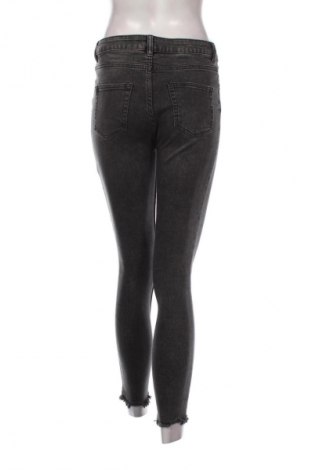 Dámske džínsy  Laura Torelli, Veľkosť S, Farba Sivá, Cena  16,95 €