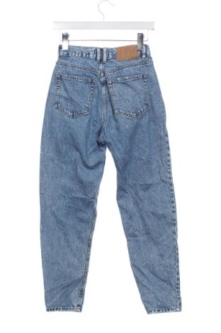 Γυναικείο Τζίν Pull&Bear, Μέγεθος XXS, Χρώμα Μπλέ, Τιμή 18,99 €