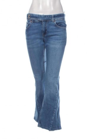 Blugi de femei Pull&Bear, Mărime M, Culoare Albastru, Preț 94,99 Lei