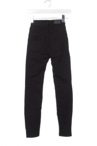 Dámské džíny  Pull&Bear, Velikost XXS, Barva Černá, Cena  469,00 Kč
