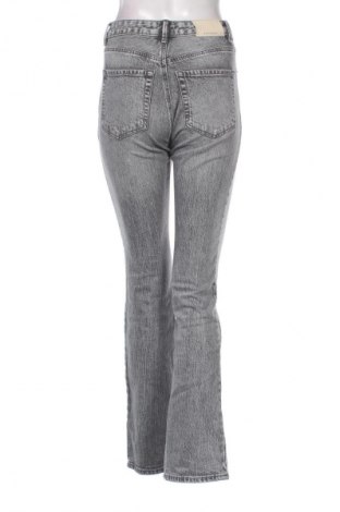 Damen Jeans Stradivarius, Größe S, Farbe Grau, Preis € 14,83