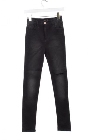 Damen Jeans Stradivarius, Größe XS, Farbe Schwarz, Preis 27,67 €