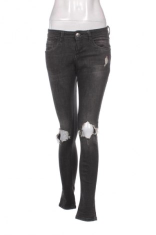 Damskie jeansy Terranova, Rozmiar M, Kolor Szary, Cena 36,99 zł