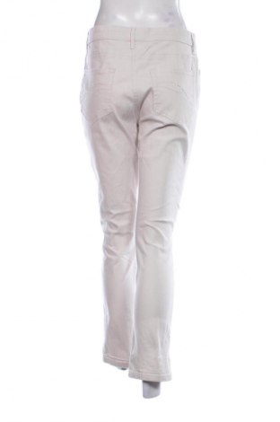 Dámske džínsy  Unbranded, Veľkosť M, Farba Biela, Cena  16,95 €
