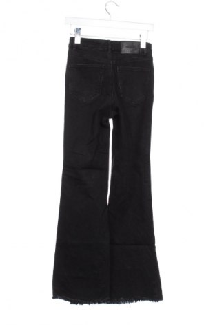 Damen Jeans Urban Revivo, Größe XS, Farbe Schwarz, Preis 20,97 €