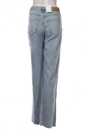 Дамски дънки Vero Moda, Размер M, Цвят Син, Цена 77,99 лв.