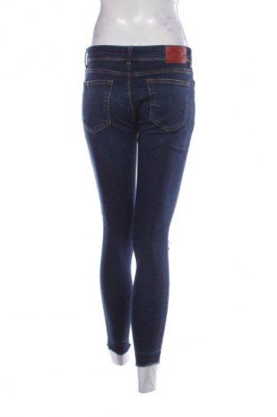 Dámske džínsy  Zara, Veľkosť M, Farba Modrá, Cena  6,95 €