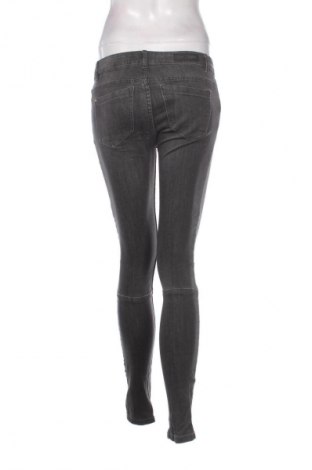 Blugi de femei Zara, Mărime M, Culoare Negru, Preț 69,82 Lei