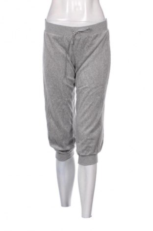 Damen Shorts F&F, Größe S, Farbe Grau, Preis 9,74 €