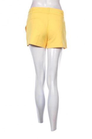 Pantaloni scurți de femei Guess By Marciano, Mărime XL, Culoare Galben, Preț 176,02 Lei