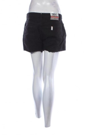 Damen Shorts Liu Jo, Größe L, Farbe Schwarz, Preis 52,69 €