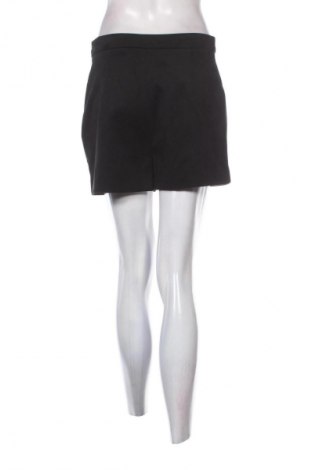 Pantaloni scurți de femei Marciano, Mărime M, Culoare Multicolor, Preț 304,90 Lei