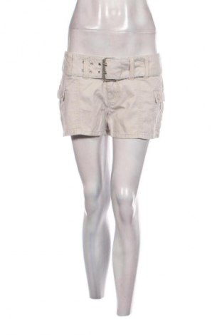 Damen Shorts Plugg, Größe M, Farbe Beige, Preis € 11,99