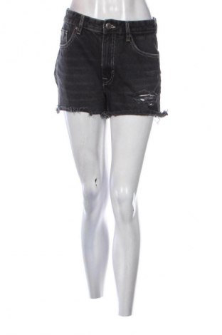 Damen Shorts Pull&Bear, Größe S, Farbe Grau, Preis € 9,72