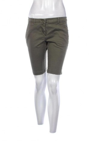 Dámske kraťasy  Sisley, Veľkosť M, Farba Zelená, Cena  19,95 €