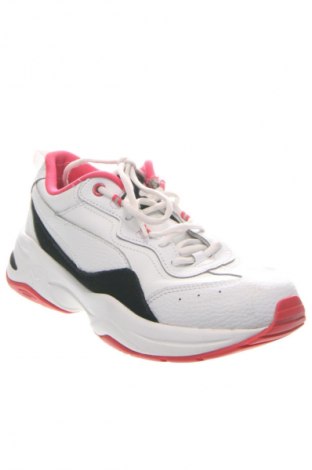 Дамски обувки PUMA, Размер 40, Цвят Бял, Цена 115,96 лв.