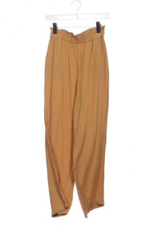 Damenhose About You, Größe XS, Farbe Gelb, Preis 14,00 €