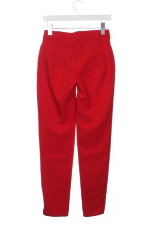 Damenhose Bby, Größe M, Farbe Rot, Preis € 39,30