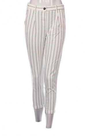Damenhose Bershka, Größe S, Farbe Mehrfarbig, Preis 20,99 €