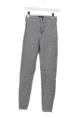 Damenhose Bershka, Größe XS, Farbe Mehrfarbig, Preis € 8,99