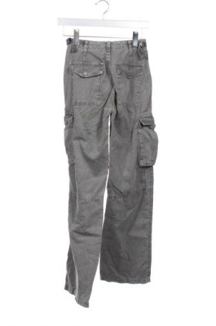 Dámské kalhoty  Bershka, Velikost XXS, Barva Šedá, Cena  209,00 Kč