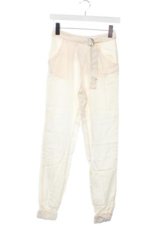 Női nadrág Bershka, Méret XS, Szín Ekrü
, Ár 9 222 Ft