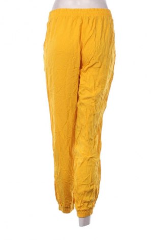 Damenhose Colloseum, Größe M, Farbe Gelb, Preis € 11,99