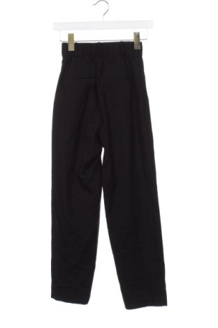 Damskie spodnie H&M, Rozmiar XXS, Kolor Czarny, Cena 36,99 zł